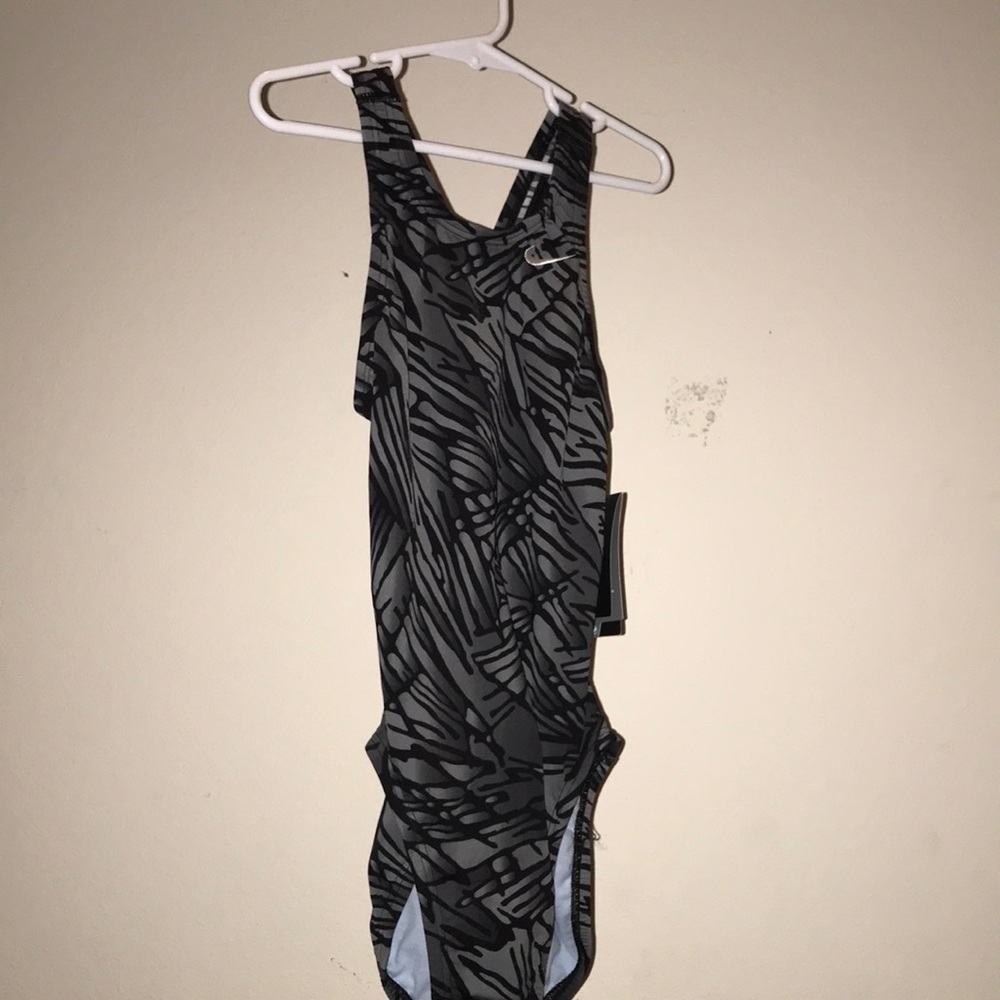 Nike Performance Suit